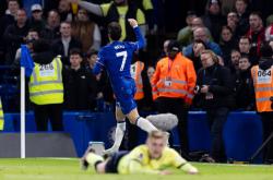 米兰体育vip注册-切尔西凄惨出局，英超尴尬失利嘴角一笑的简单介绍