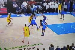 米兰体育投注-雷霆与对手交手遭遇激烈对抗，球迷热议官方表态的简单介绍