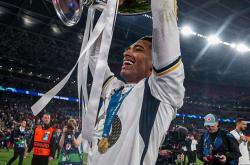 米兰体育登录-戈丁带领皇家马德里获得欧冠冠军