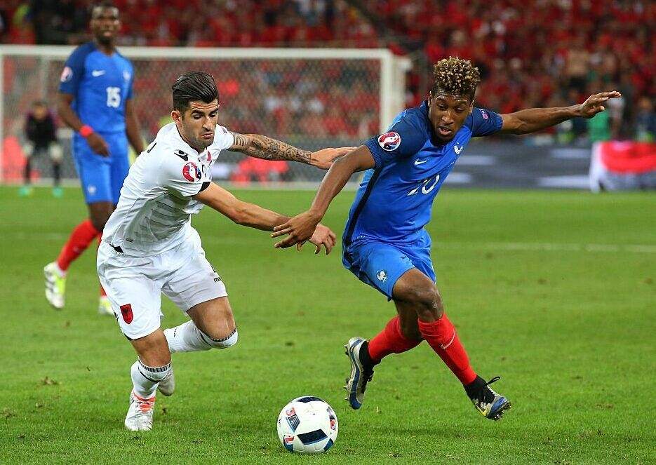 冰岛主场战平阿尔巴尼亚,小组出线希望减弱 冰岛主场战平阿尔巴尼亚,小组出线希望减弱