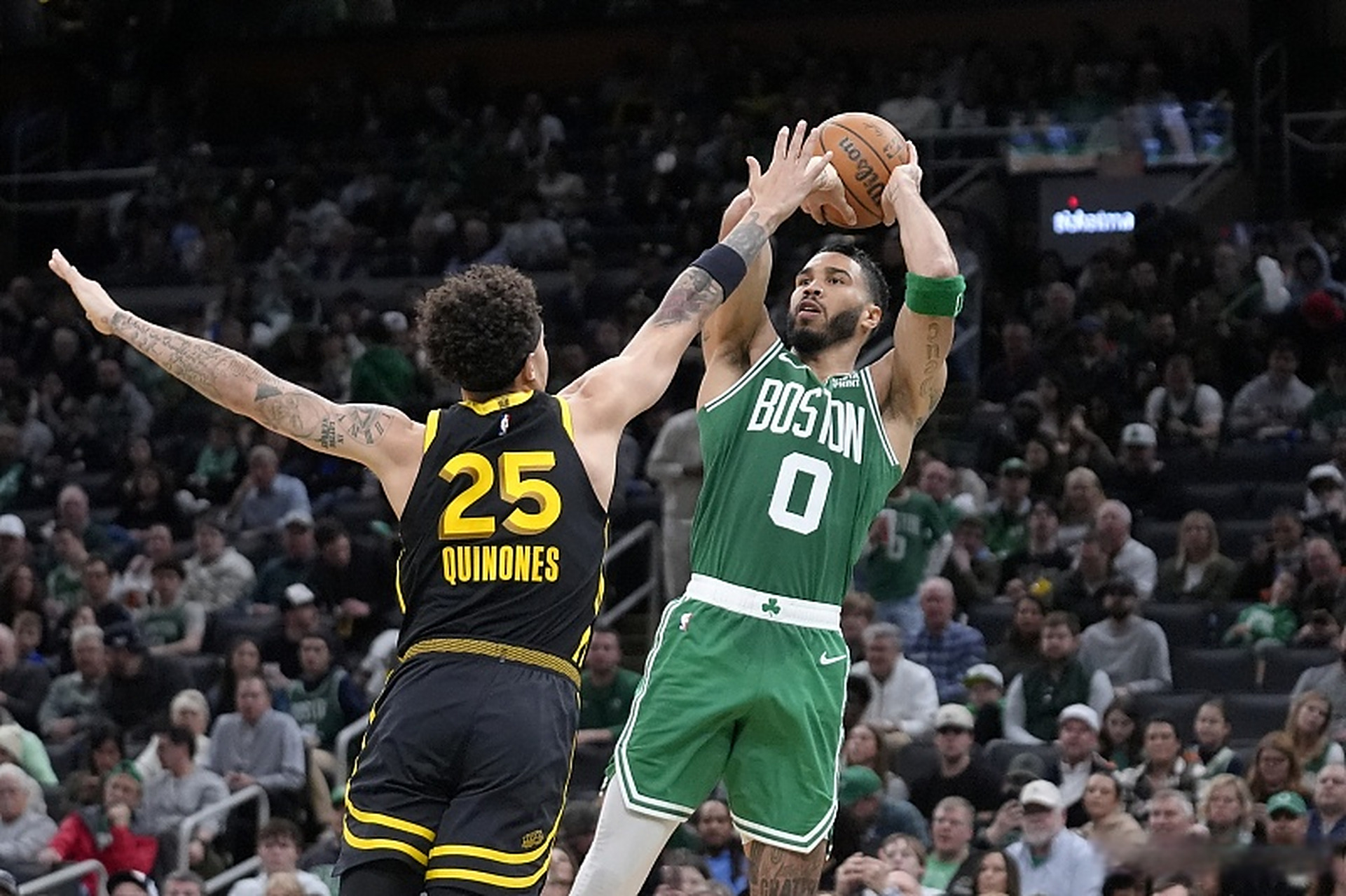 勇士再胜凯尔特人,状元表现抢眼 勇士再胜凯尔特人,状元表现抢眼